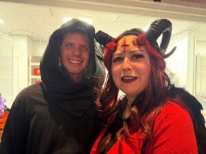 Duivels Halloween party Stuifzand dancin Together