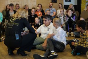 intervieuw met de klas Dancin Together dansen Chacha