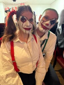 jokers dancin together stuifzand